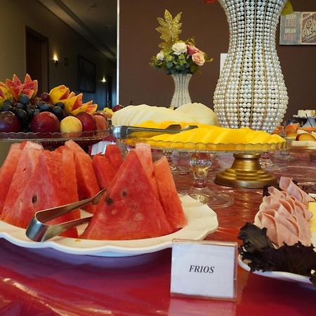 Pak Suites Hotel Luis Eduardo Magalhaes Dış mekan fotoğraf