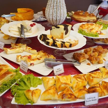 Pak Suites Hotel Luis Eduardo Magalhaes Dış mekan fotoğraf