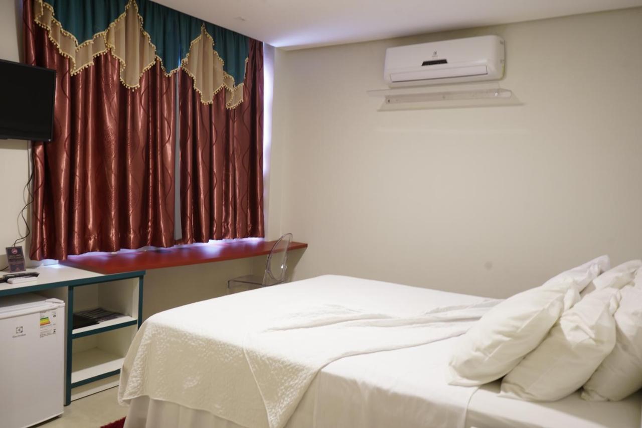 Pak Suites Hotel Luis Eduardo Magalhaes Dış mekan fotoğraf