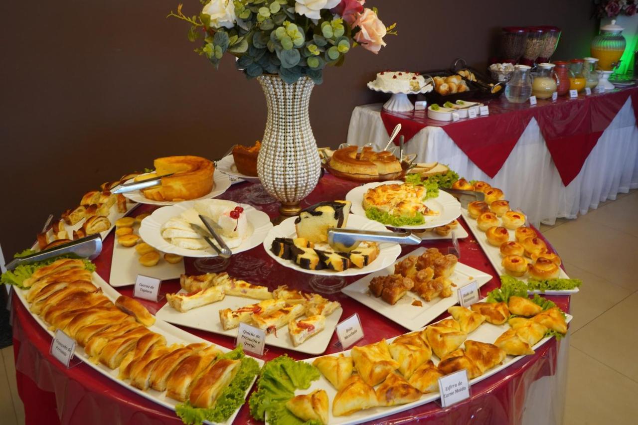 Pak Suites Hotel Luis Eduardo Magalhaes Dış mekan fotoğraf