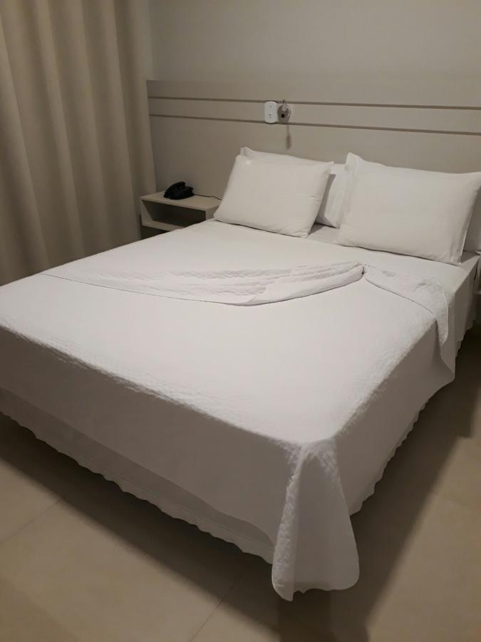 Pak Suites Hotel Luis Eduardo Magalhaes Dış mekan fotoğraf